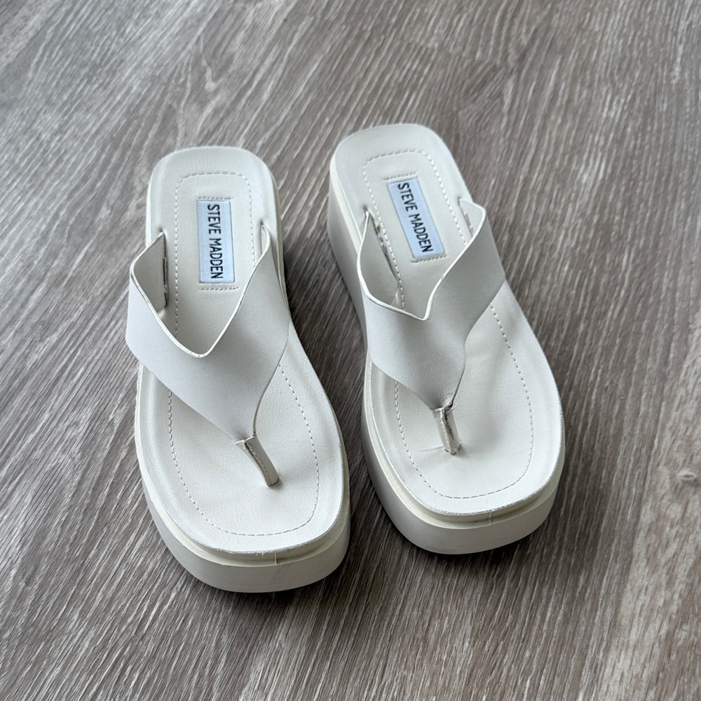 Steve Madden Cream Platform Flip Flops